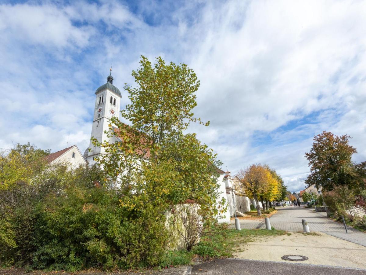 Apartment With Terrace In An Ideal Location Haunsheim 외부 사진