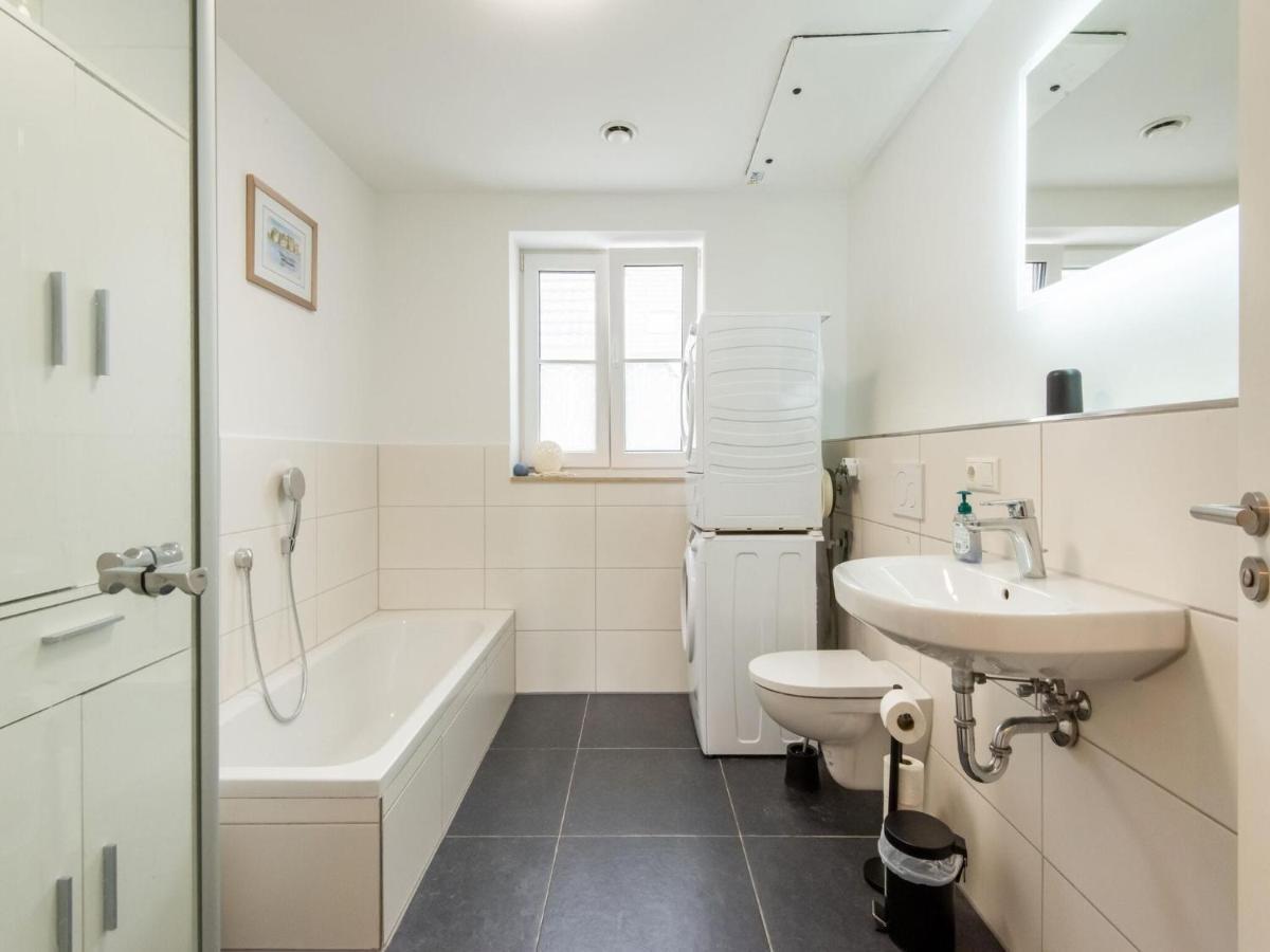 Apartment With Terrace In An Ideal Location Haunsheim 외부 사진